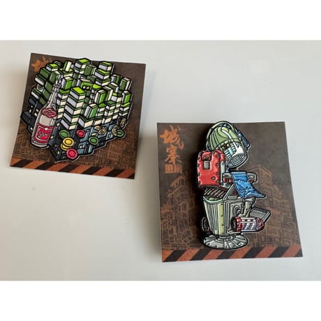 ＜リクエスト再入荷＞【香港☆電影】九龍城寨之圍城 ☆ 襟章（2種類）  / ピンズ（麻雀城寨・龍城髪型屋）　#5062750R