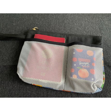🉐【香港☆G.O.D.】メッシュポケット付きポーチ  / ☆限定価格☆です