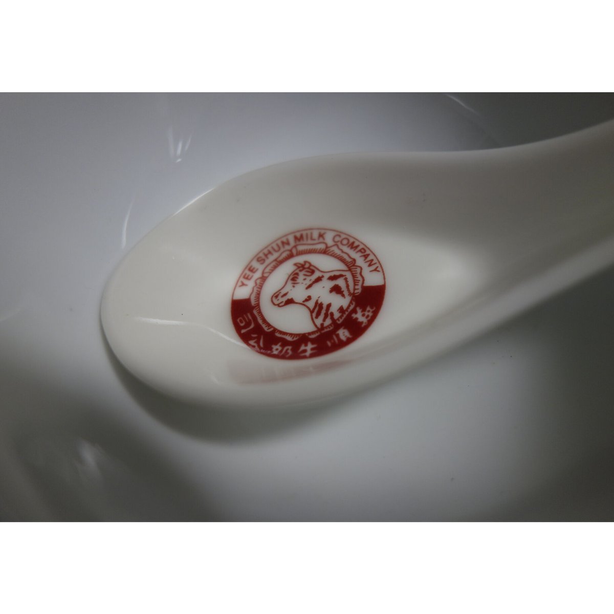 義順牛奶公司　レンゲ5本 香港☆義順牛奶公司】＜匙＞レンゲ / 「 YEE SHUN」牛乳布丁の食器