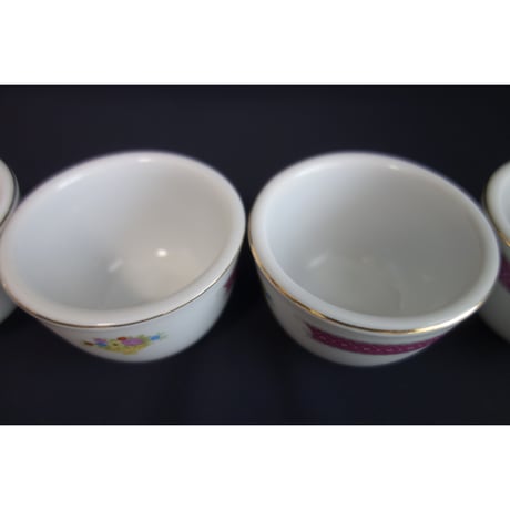 【香港☆中国制造】　「帝華柄」茶壺杯  /  叉燒飯碗と同じ柄の「紅梅茶杯」 #6052822R