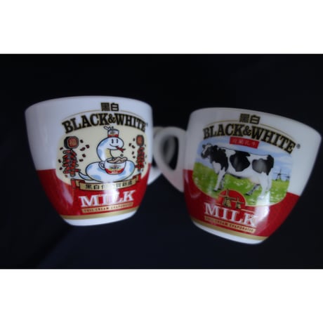 【香港☆茶餐廳食器】＜干支・蛇年＞黑白淡奶BLACK&WHITE / 衝撃に耐えて頑張るCup & Saucer  #502265N