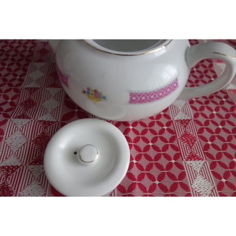 【香港☆中国制造】　　「帝華柄」茶壺   /  叉燒飯碗と同じ柄の「紅梅ティーポット」 #509287N