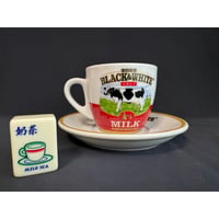 【香港☆茶餐廳食器】＜定番・第二世代アート＞黑白淡奶BLACK&WHITE / 衝撃に耐えて頑張るCup & Saucer #6052815R