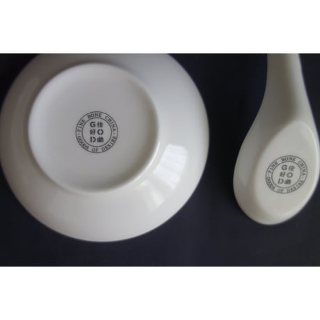 【香港☆G.O.D.】オリジナル  麻雀柄Sauce Dish & Spoon /  バラ販売・お皿とレンゲのセット  #5062735N