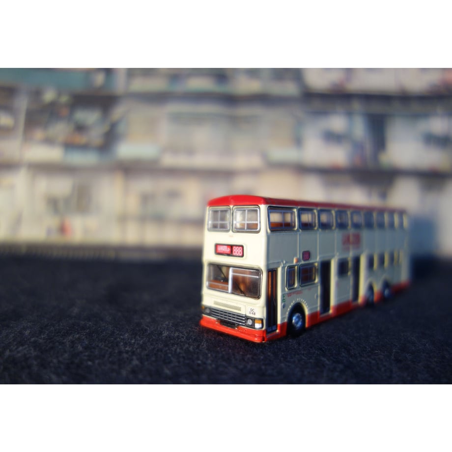 608b57bcdf62a93bb7066b95