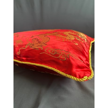 ＜ラスト１＞【香港☆士多】きらびやかな「囍」「龍・鳳凰」クッションカバー /   HK cushion cover  #SA6013046R