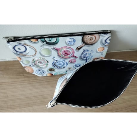 ＜予約商品＞☆手描き水彩画☆【香港 ☆ Bymamalaterre】＜Pouch＞５種類  /  チャイニーズフラスコ♡  #R602266R