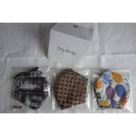 【香港☆G.O.D.】（特別価格）Fabric Face Mask V1  / Ａ、Ｂ、Ｃ＝販売品　Ｄ、Ｅ＝もらって下さい  #5032944N