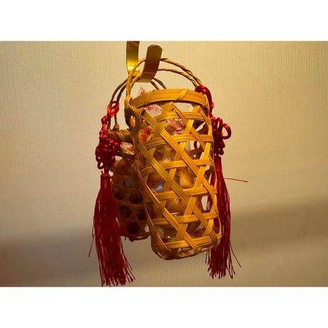 ＜予約販売＞【香港☆奇華餅家】2024年　月餅♡Moon Cake  /  迷你蛋黄金黄蓮蓉月 #R408232N