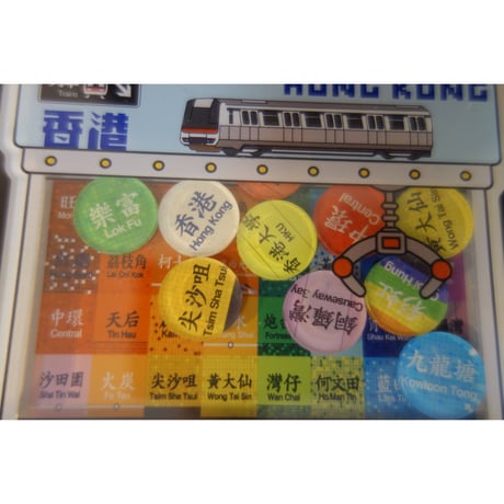 【香港☆士多】楽しい♪扭蛋機冰箱貼 /  Capsule Toy Machine Fridge Magnet・地鐵マグネット　#509284N