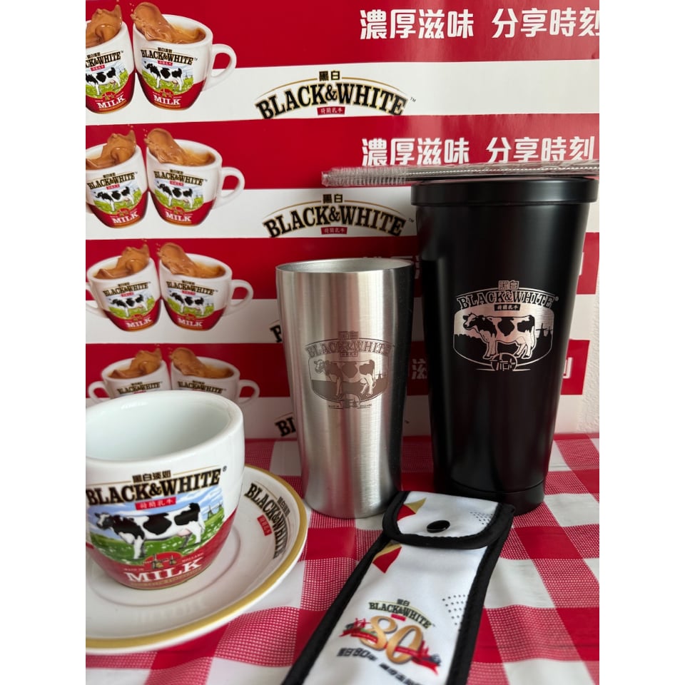香港　黑白淡奶　ステンレスカップ　ストロー　セット 香港☆茶餐廳食器】＜80th＞黑白淡奶BLACK&WHITE / Anniversary S