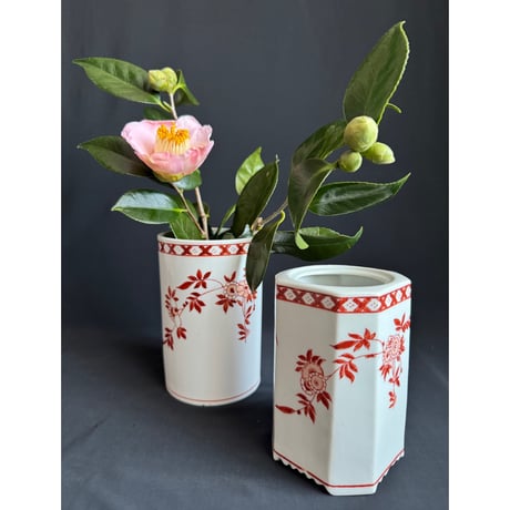【香港☆粵東磁廠】＜手書き＞７種類（紅）（藍）ペニンシュラ柄・TINTIN　Flower Vaseなどに  /　Yuet Tung China Works #412224R