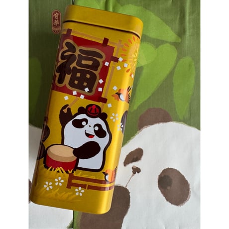 【香港☆奇華餅家】限定☆賀歳パンダ缶  /  ３種類のケーキ  #6033035R