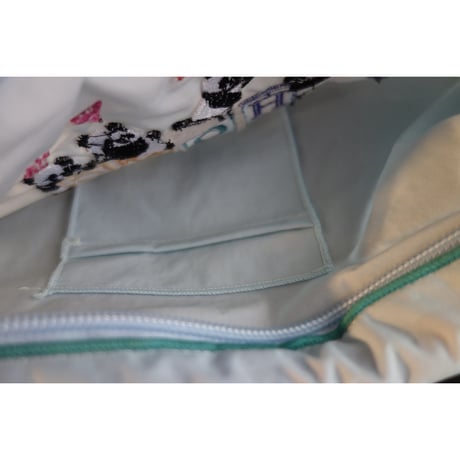 【香港☆ELEGANT TANG】🐼パンダのポシェット  / 2wayでポーチにもなります！　#604269N