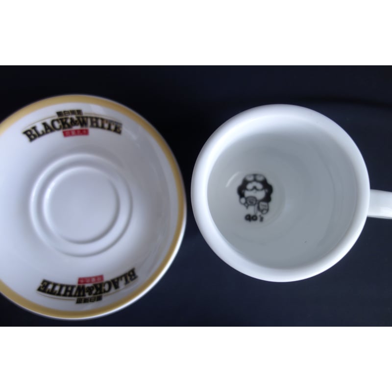 香港☆茶餐廳食器】＜漫畫＞ 黑白淡奶BLACK&WHITE / 衝撃に耐えて