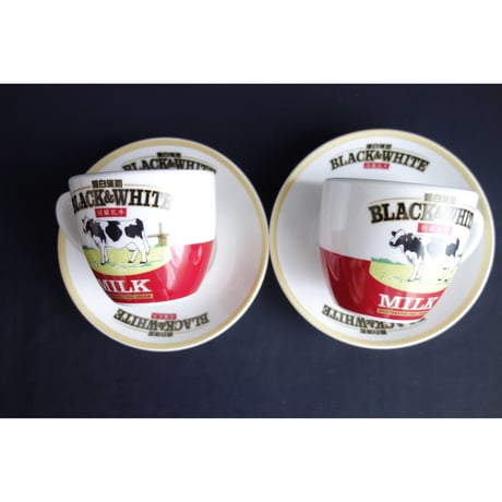 ＜希少70th＞【香港☆茶餐廳食器】＜漫畫＞  黑白淡奶BLACK&WHITE / 衝撃に耐えて頑張るCup & Saucer  #6032952N