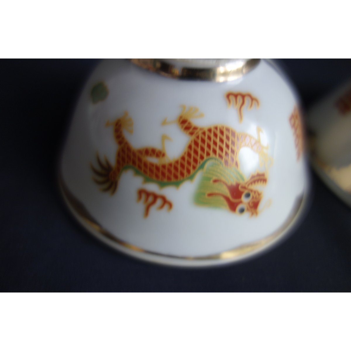 🉐【香港☆中國景徳鎮】「龍」3点セット / 碗・小皿・レンゲ 🉐【香港☆中國景徳鎮】「龍」3点セット / 碗・小皿・レンゲ