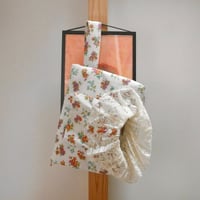 Bouquet Clutch