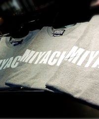 NAME Tシャツ