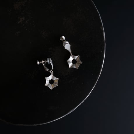 pullman silver earing