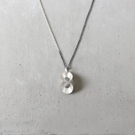 pump (S) silver necklace