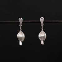 アサツキのつぼみ Earring