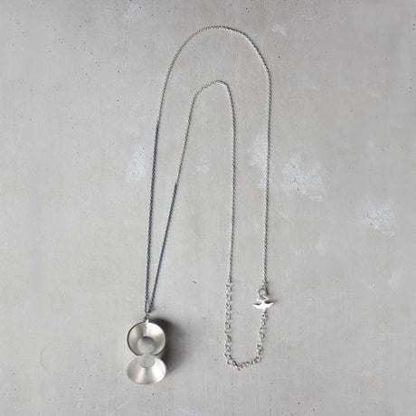 pump (L) silver necklace -無地-