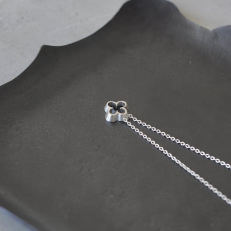 clover silver necklace
