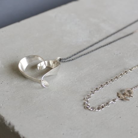 romana silver necklace