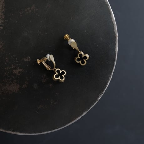 clover brass earing