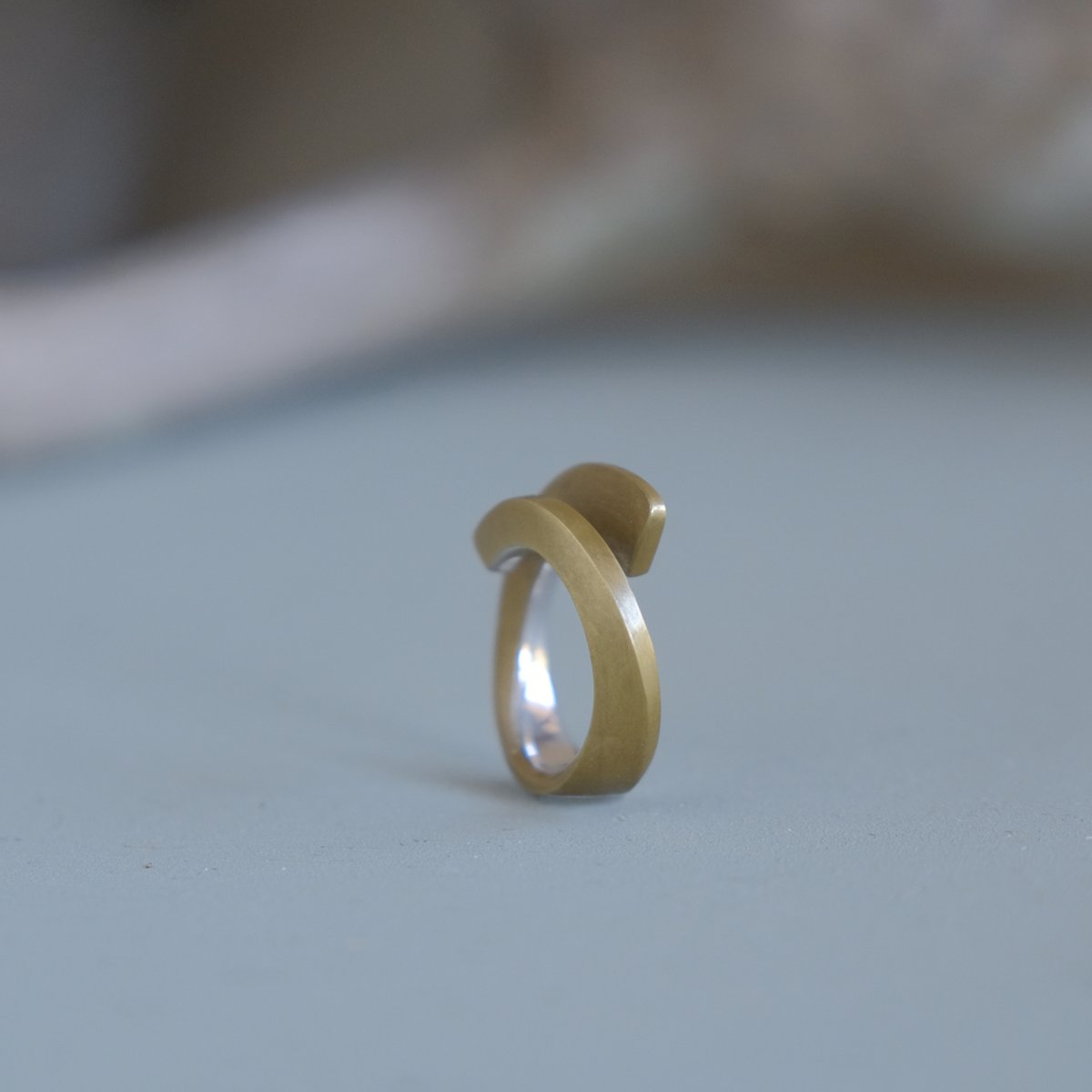 鶫 tsugumi 銀小物製作所 HORIZON Brass Ring HORIZON Brass Ring | 鶫 tsugumi 銀小物製作所 online store