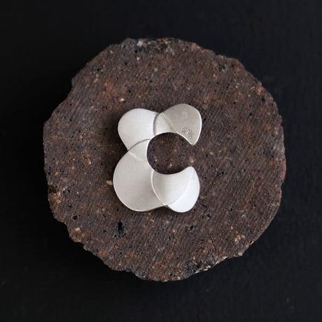 Petal　silver earcuff