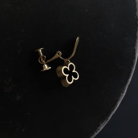 clover brass earing