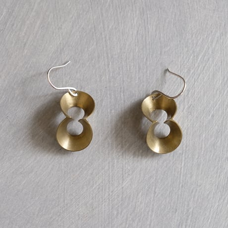 pump (S) brass hoop pierce