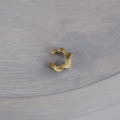Kazenami brass earcuff (S-2)