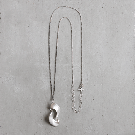 kanban silver necklace