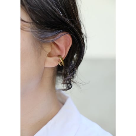 Vine brass earcuff