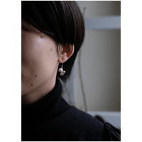 ヤマノイモのタネ M silver pierce （片耳）