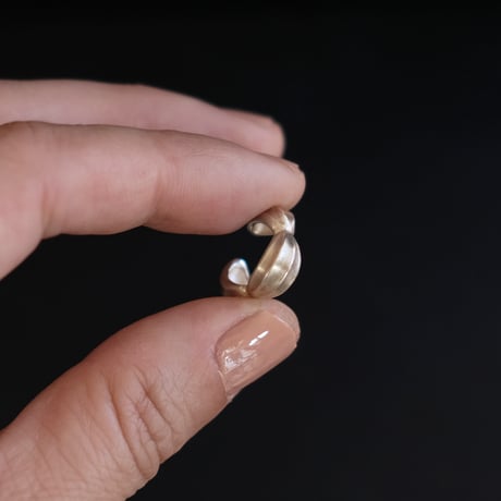 Asatsuki Tsubomi silver earcuff　(S)