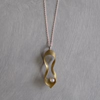 black moor (M) brass necklace -pearl-
