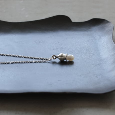 フタバオアイ　silver necklace （淡水パール）