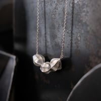 アサツキのつぼみ　3個　Silver Necklace