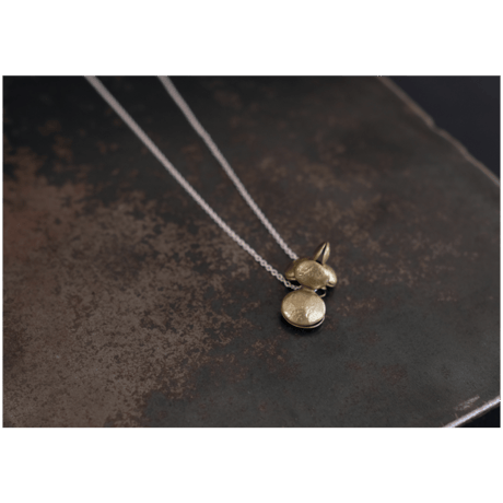 ヤマノイモのタネ　2粒　brass necklace