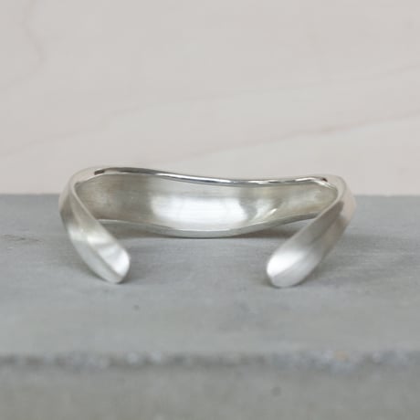 Nami bangle
