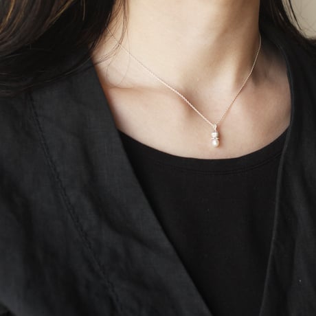 フタバオアイ　silver necklace （淡水パール）