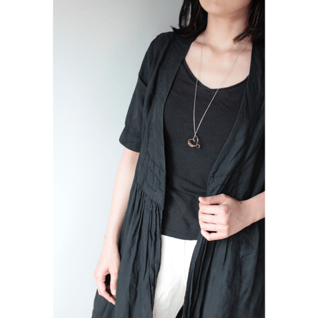 romana brass necklace