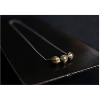 アサツキのつぼみ　3個　Brass Necklace