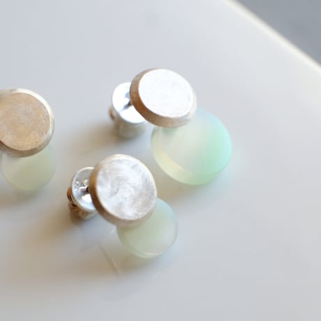 Halos pierce   アゲート
