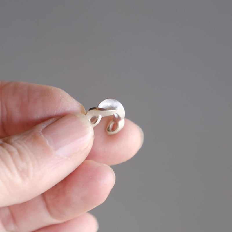トリプル シルバー(C) EarCuff Kazenami silver earcuff (S-2) | 鶫 tsugumi 銀小物製作