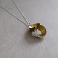 pump (L) brass necklace -無地-
